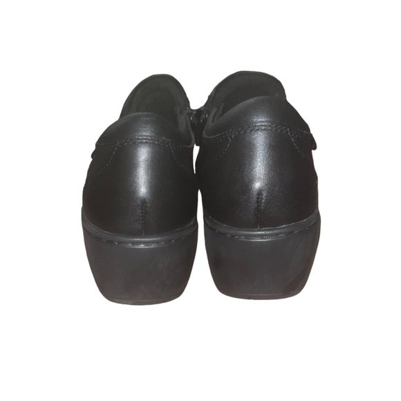 Clarks Collection slip on shoes side zip 2” block heel - Picture 4 of 9